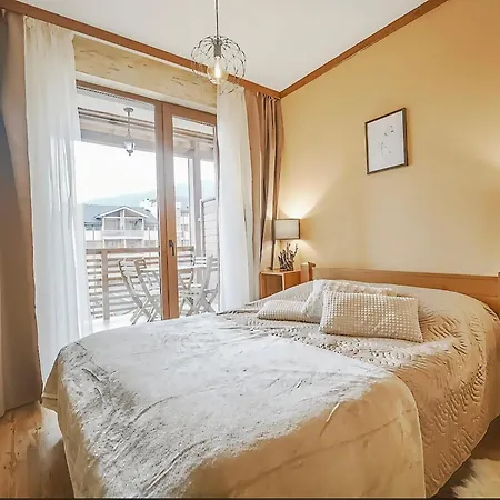 Forest Nest Cozy White Balcony On The Hill Apartament Bansko