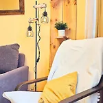 Forest Nest Cozy White Balcony On The Hill Bansko
