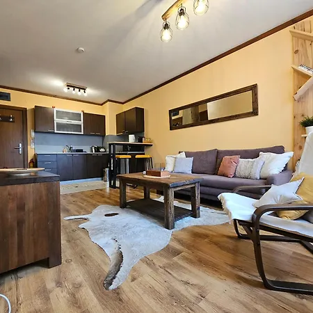 Apartman Forest Nest Cozy White Balcony On The Hill