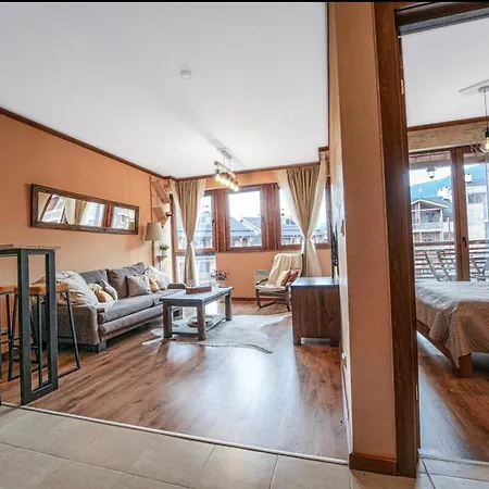 Forest Nest Cozy White Balcony On The Hill Banszko