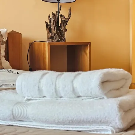 Apartman Forest Nest Cozy White Balcony On The Hill Banszko