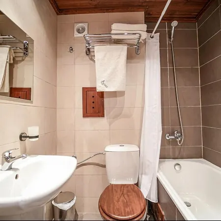 Forest Nest Cozy White Balcony On The Hill Banszko