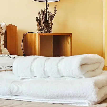 Forest Nest Cozy White Balcony On The Hill Apartamento Bansko