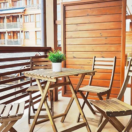 Апартаменти Forest Nest Cozy White Balcony On The Hill *